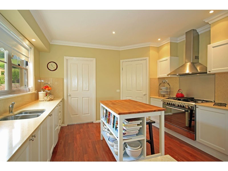 27 The Grange, Picton NSW 2571