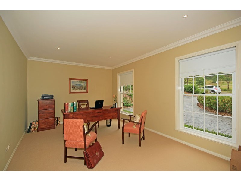 27 The Grange, Picton NSW 2571