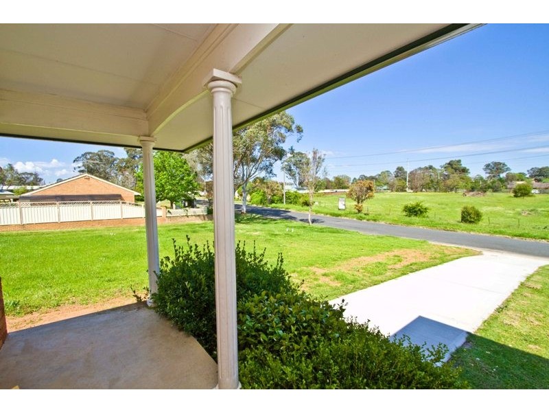 42 York Street, Tahmoor NSW 2573