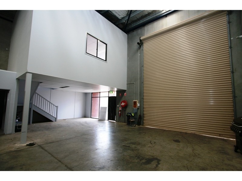 8/15 Henry Street, Picton NSW 2571