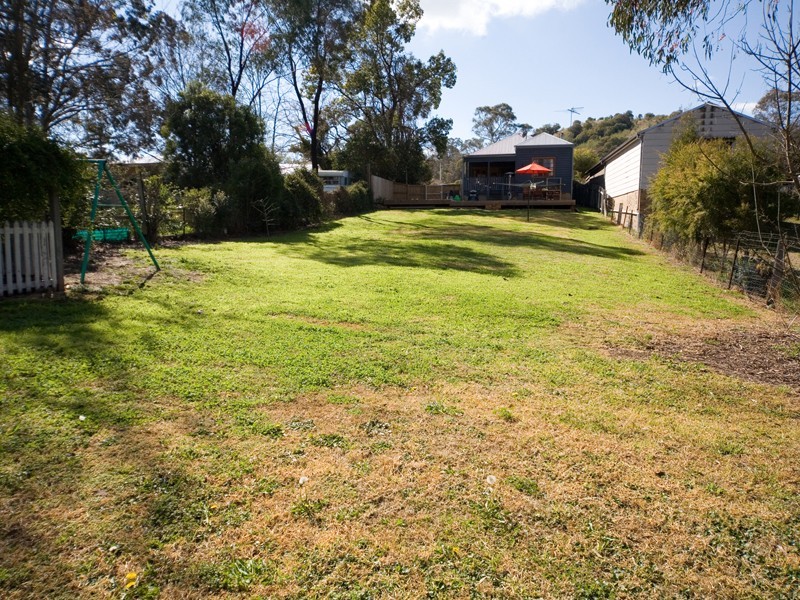 13 Campbell Street, Picton NSW 2571