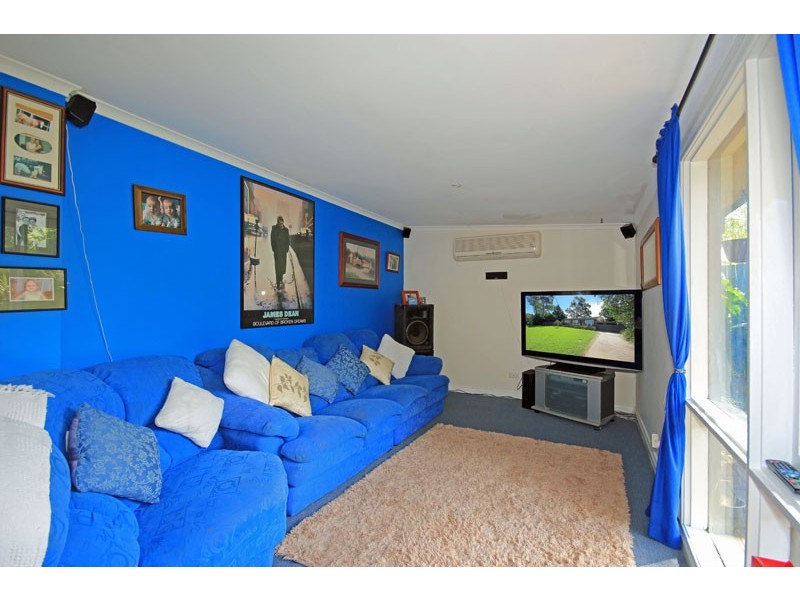 4 Bertha Street, Hill Top NSW 2575
