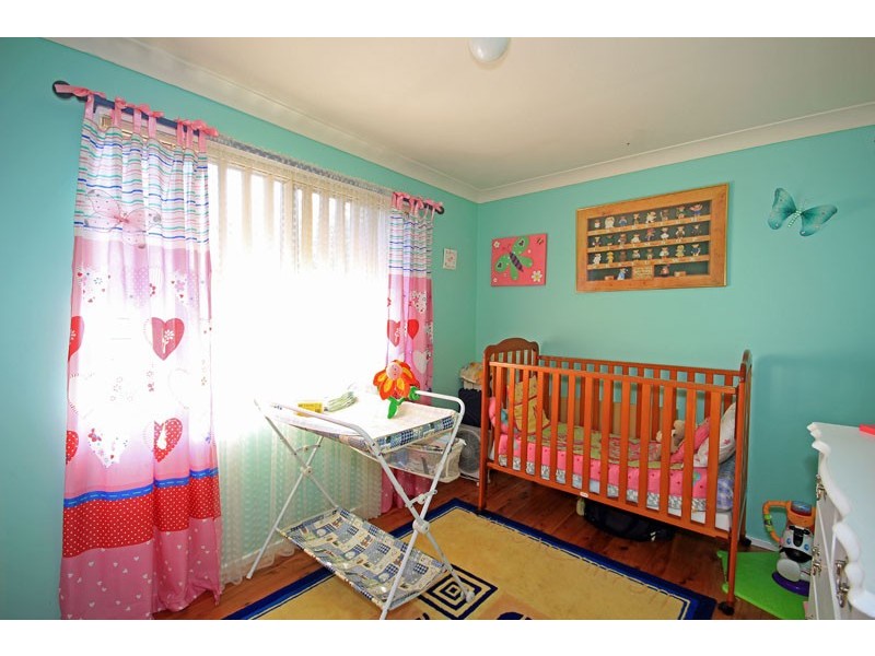 4 Bertha Street, Hill Top NSW 2575