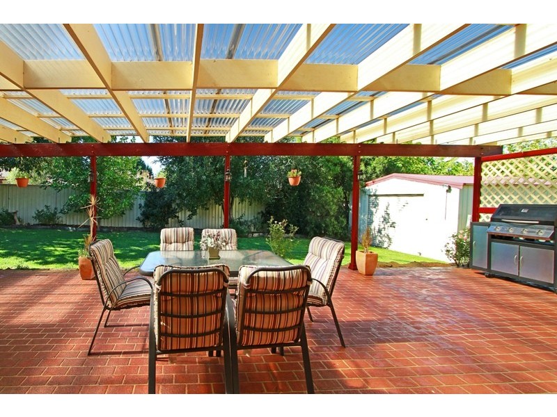 8 Windsor Place, Bargo NSW 2574