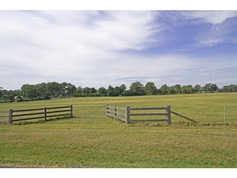 70 Rockford Road, Tahmoor NSW 2573
