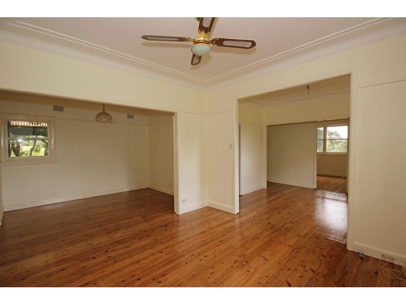 28 Darley Street, Thirlmere NSW 2572