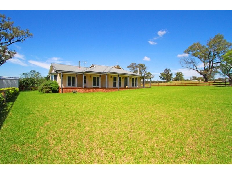 75 Byron Road, Tahmoor NSW 2573