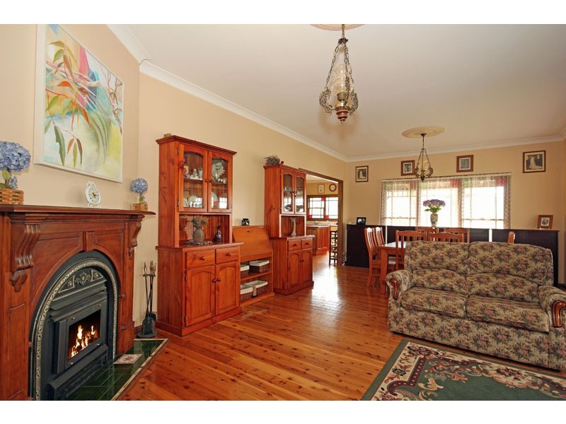 301 Argyle Street, Picton NSW 2571