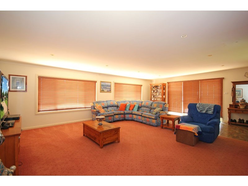 10 Nattai Street, Tahmoor NSW 2573