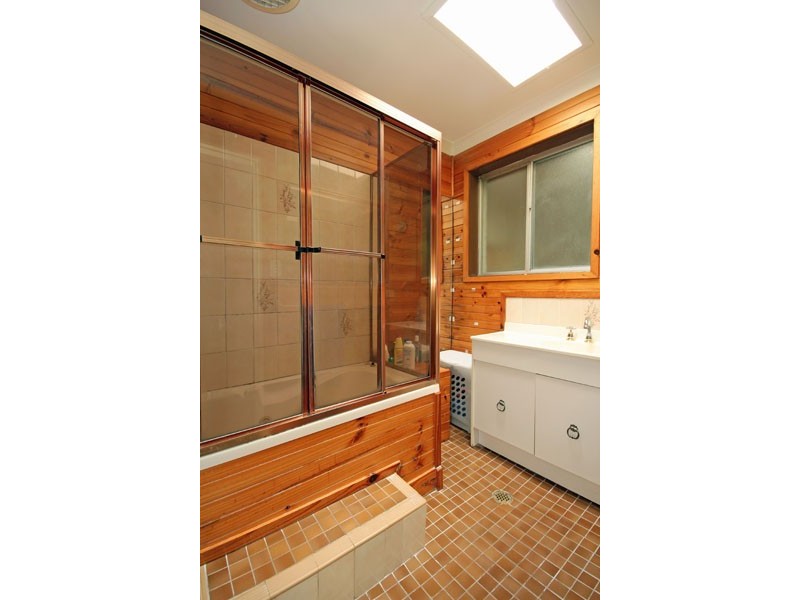 10 Nattai Street, Tahmoor NSW 2573