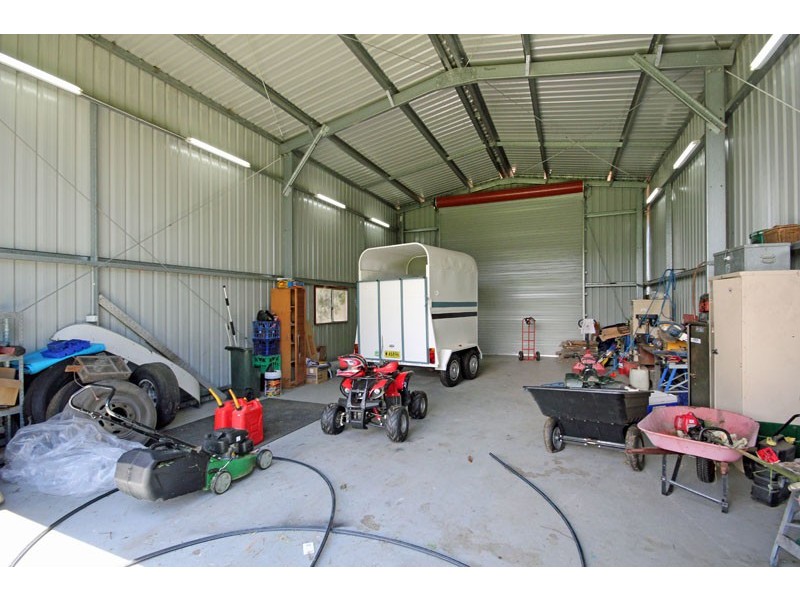 10 Nattai Street, Tahmoor NSW 2573