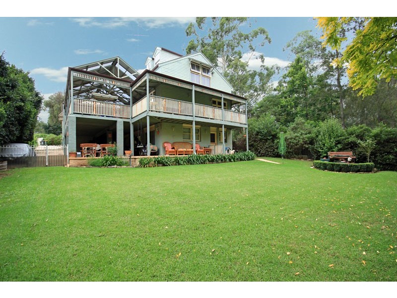 7 Carlton Road, Thirlmere NSW 2572