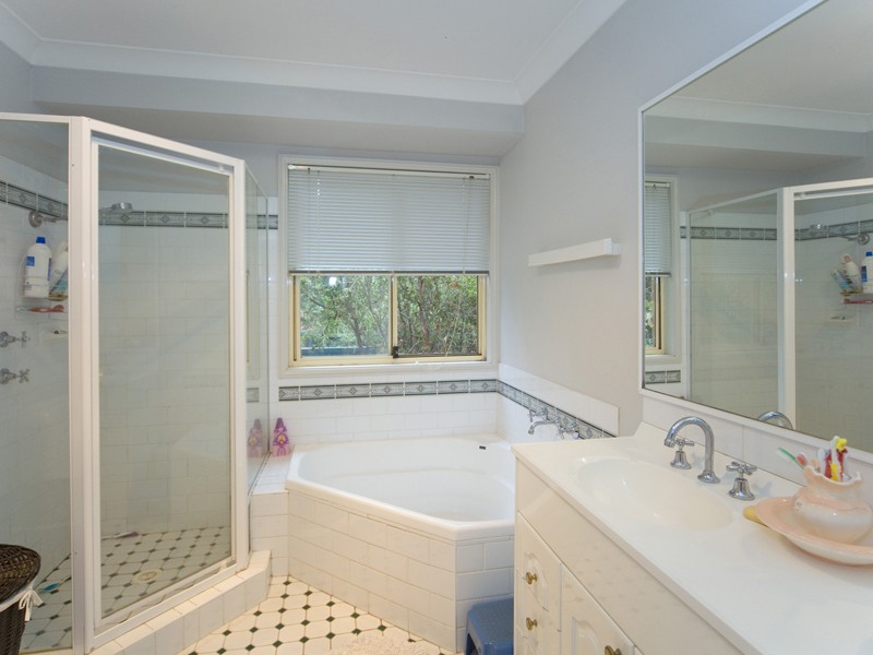 34 Jarvisfield Road, Picton NSW 2571