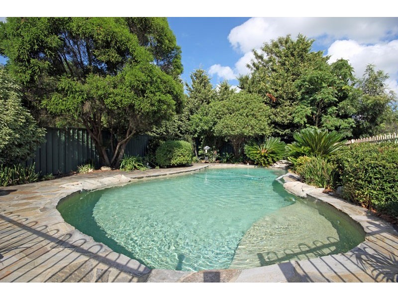 1 Campbell Street, Thirlmere NSW 2572