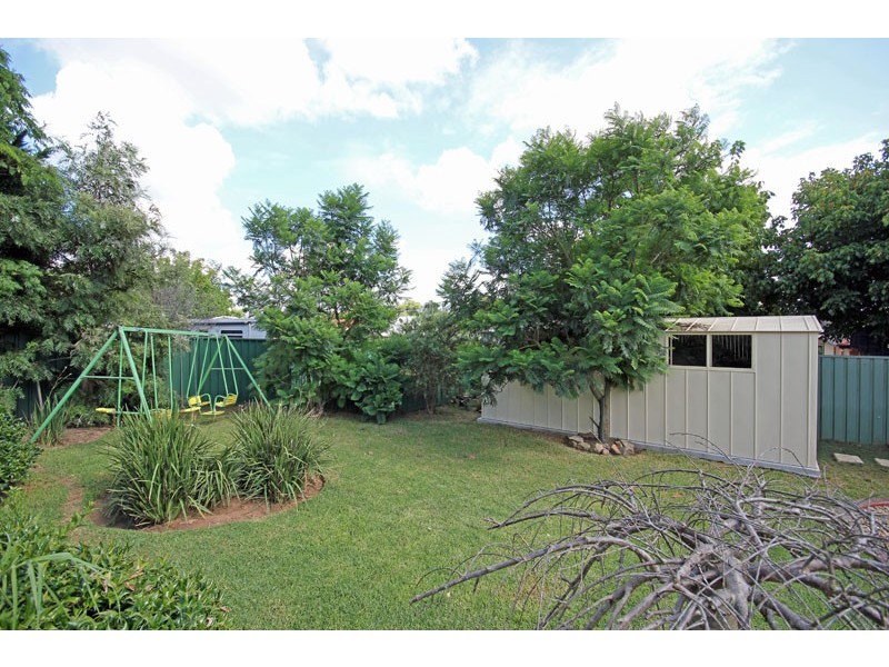 1 Campbell Street, Thirlmere NSW 2572