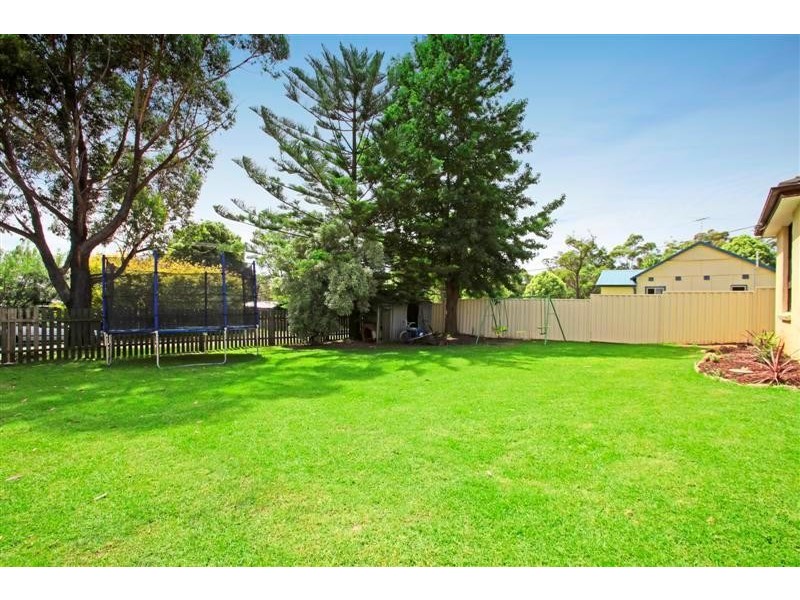 5 Pearce Street, Hill Top NSW 2575