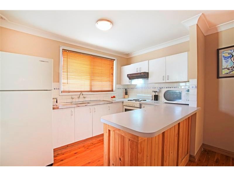 5 Pearce Street, Hill Top NSW 2575
