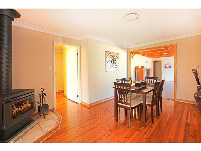 5 Pearce Street, Hill Top NSW 2575