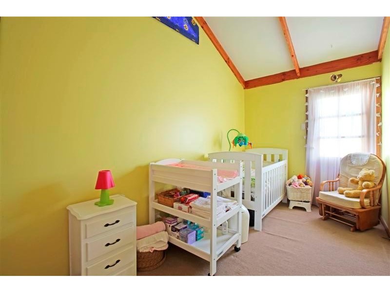 5 Pearce Street, Hill Top NSW 2575