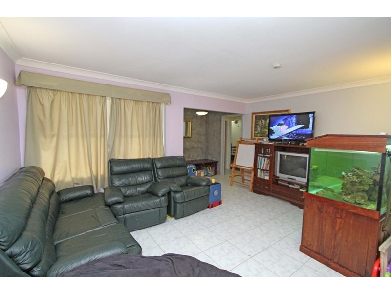 94 Castlereagh Street, Tahmoor NSW 2573