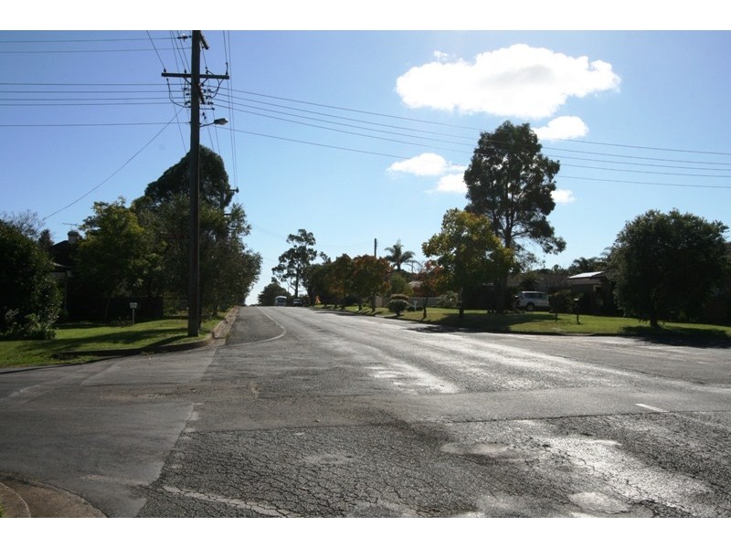 43 Westbourne Avenue, Thirlmere NSW 2572