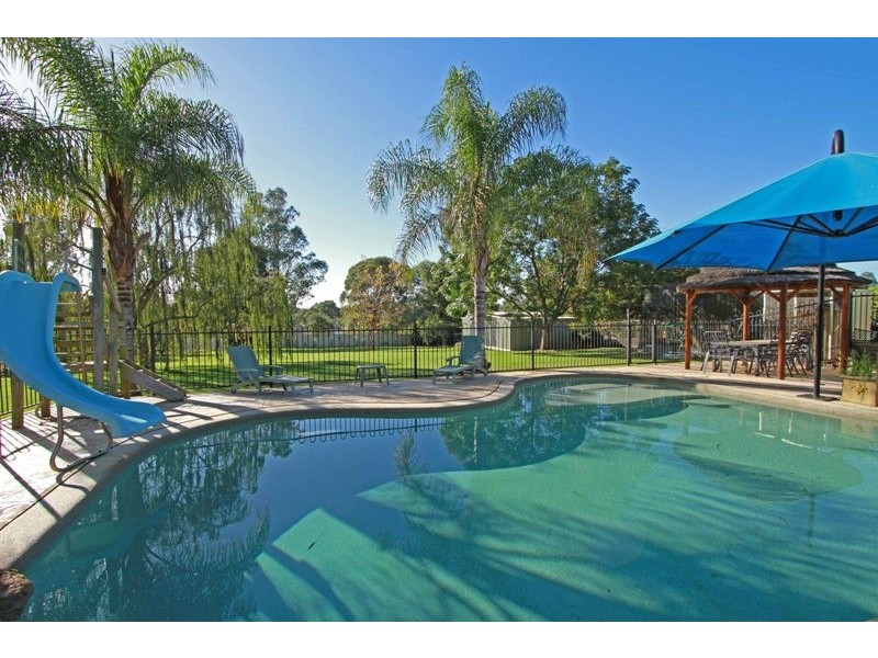 9 Durham Street, Douglas Park NSW 2569