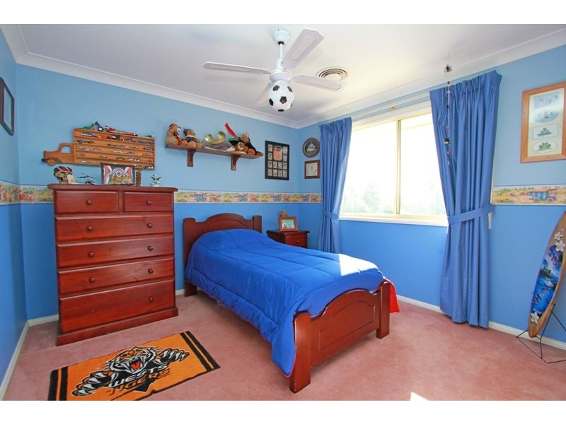 9 Durham Street, Douglas Park NSW 2569