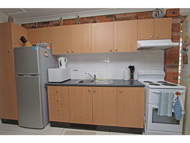 9 Durham Street, Douglas Park NSW 2569