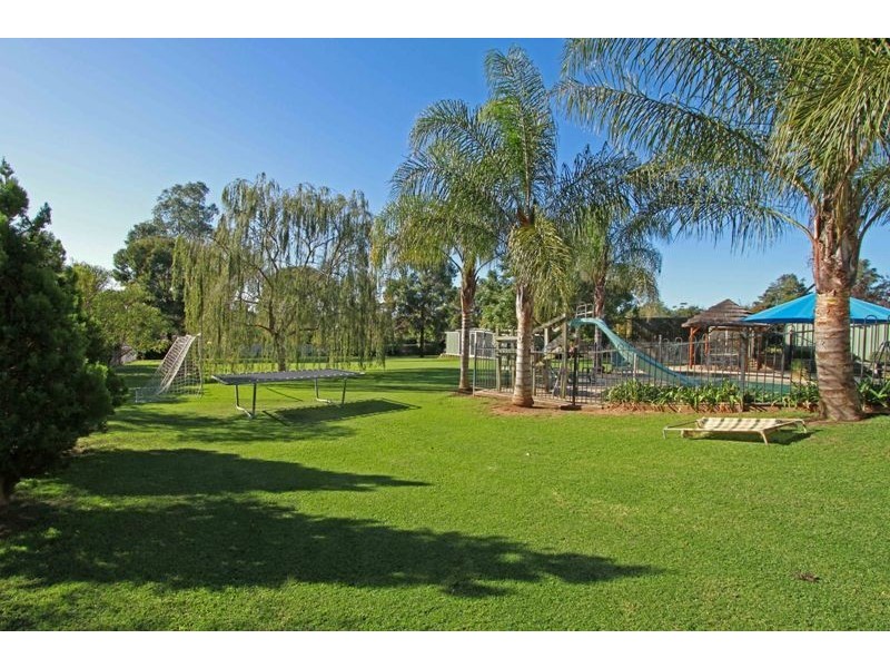 9 Durham Street, Douglas Park NSW 2569