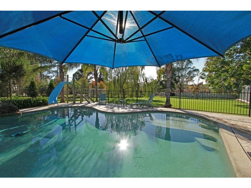 9 Durham Street, Douglas Park NSW 2569