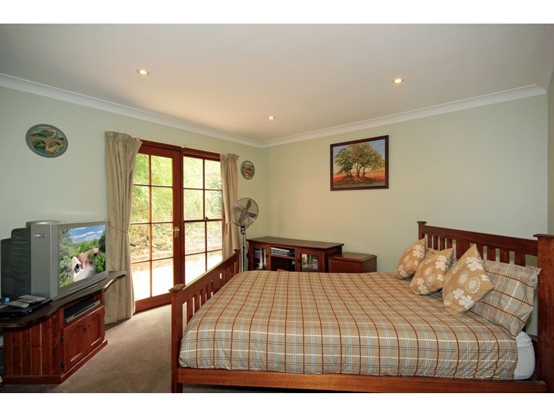 24 Campbell Street, Picton NSW 2571