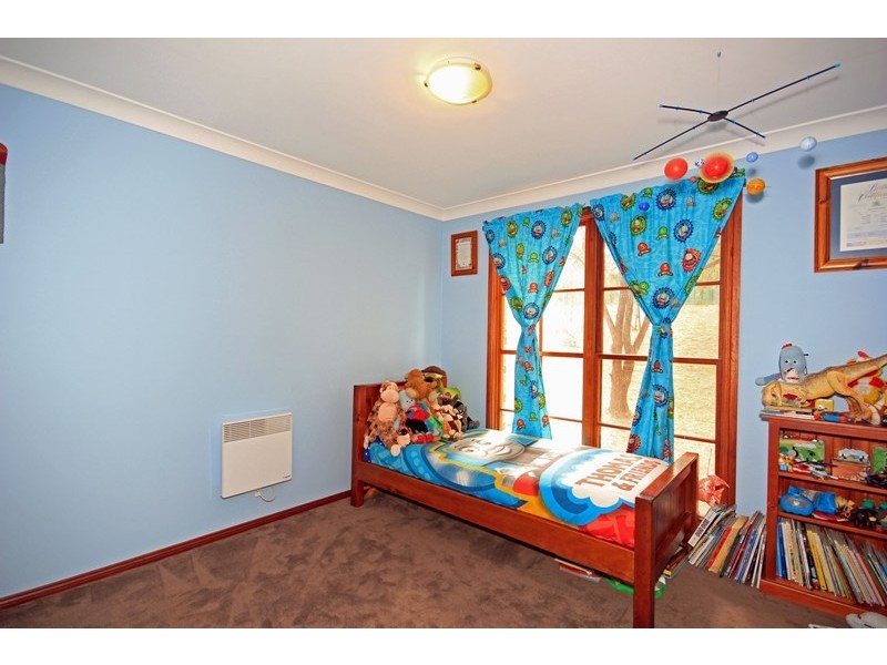 24 Campbell Street, Picton NSW 2571