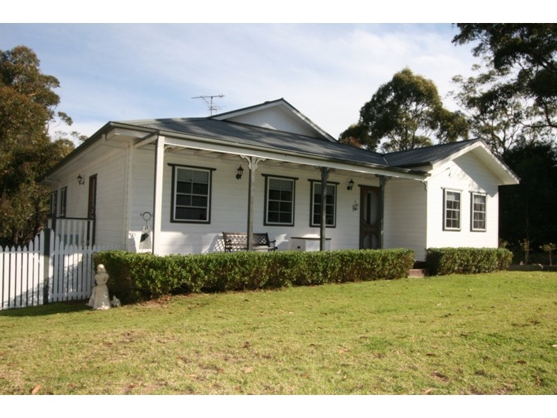 3 Casuarina Street, Hill Top NSW 2575