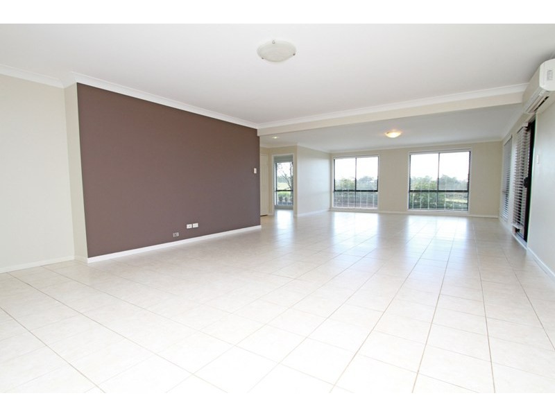 19a Myrtle Creek Avenue, Tahmoor NSW 2573