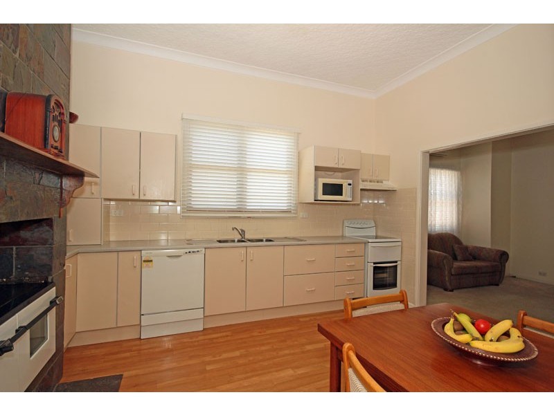 249 Argyle Street, Picton NSW 2571