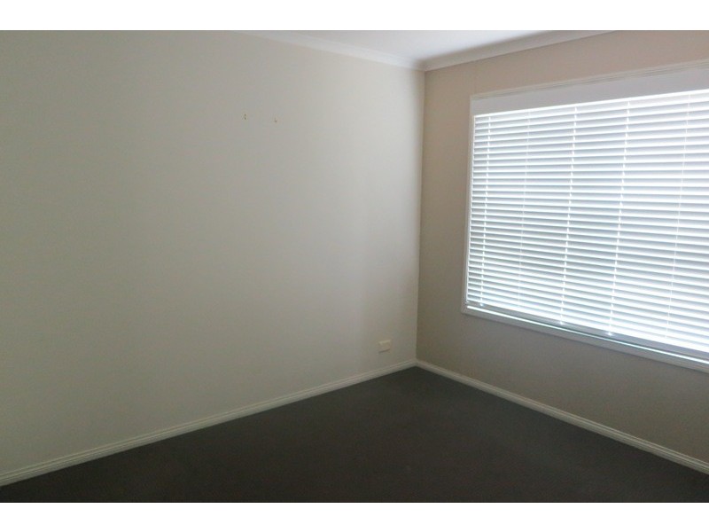 Flat 55 Skarrats Lane, Lakesland NSW 2572