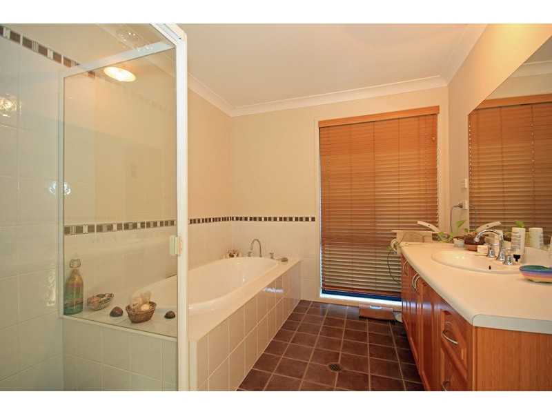 14 Hudson Place, Bargo NSW 2574