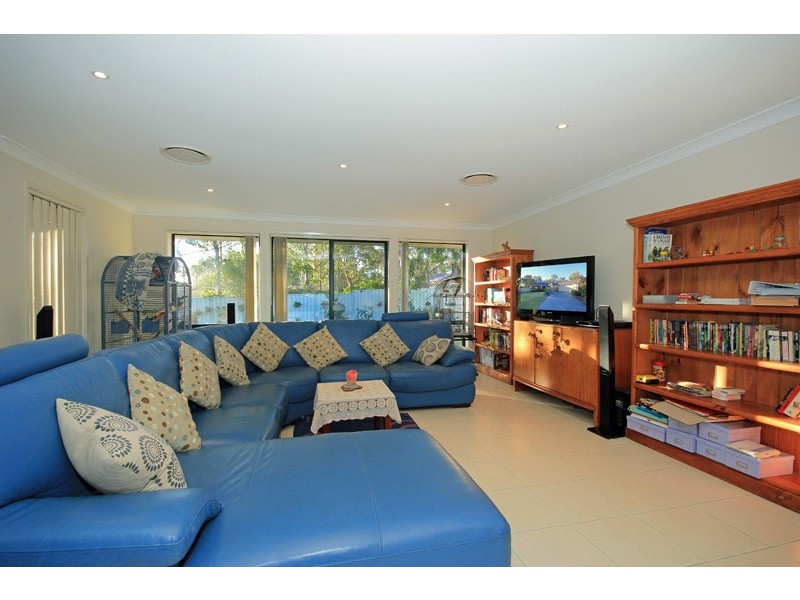 14 Hudson Place, Bargo NSW 2574