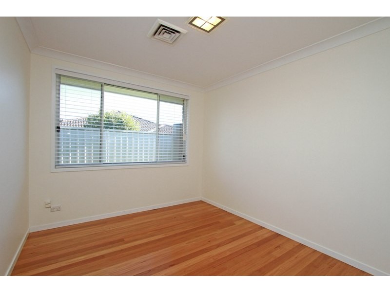 5 Ribbon Gum Place, Picton NSW 2571