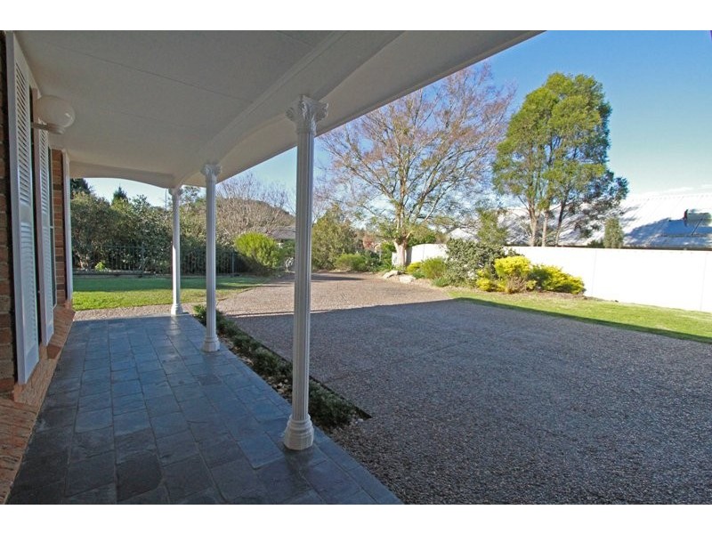 5 Ribbon Gum Place, Picton NSW 2571