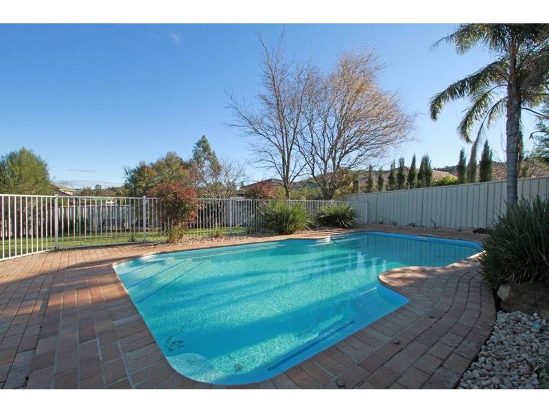 5 Ribbon Gum Place, Picton NSW 2571