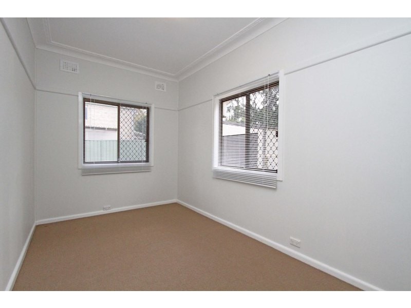 4 Percy Street, Hill Top NSW 2575