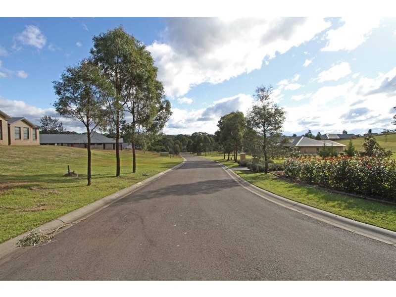 10 Carramar Close, Picton NSW 2571