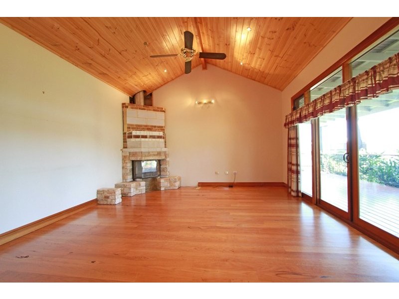 75 Byron Road, Tahmoor NSW 2573