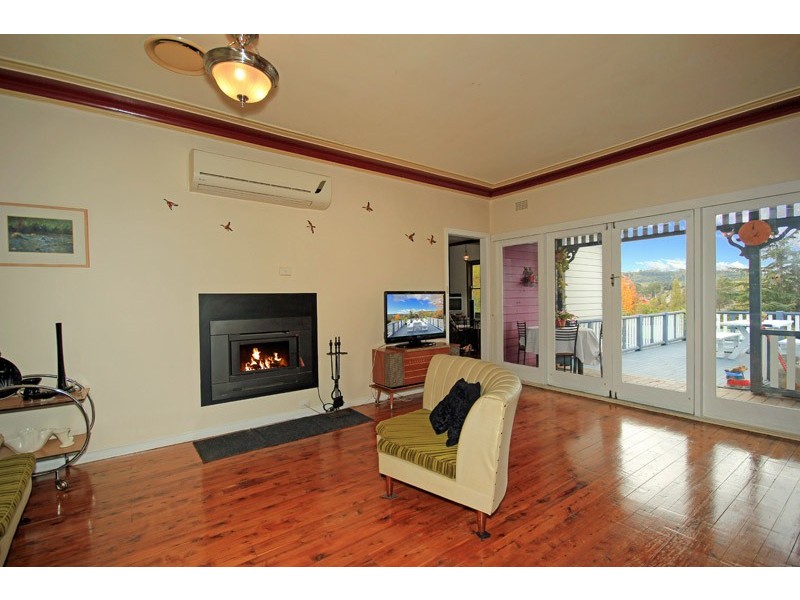 16 Picton Avenue, Picton NSW 2571