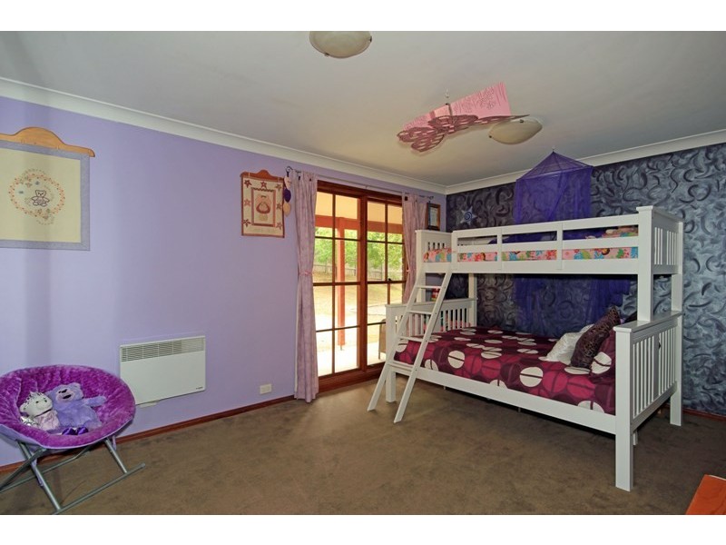 24 Campbell Street, Picton NSW 2571