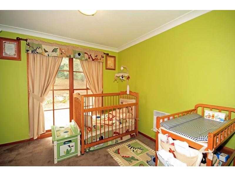 24 Campbell Street, Picton NSW 2571