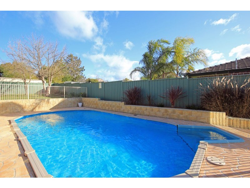 24 Mason Street, Thirlmere NSW 2572