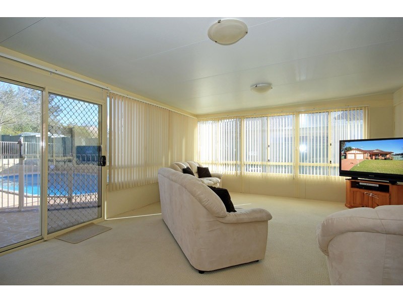 24 Mason Street, Thirlmere NSW 2572