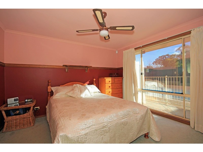 24 Mason Street, Thirlmere NSW 2572